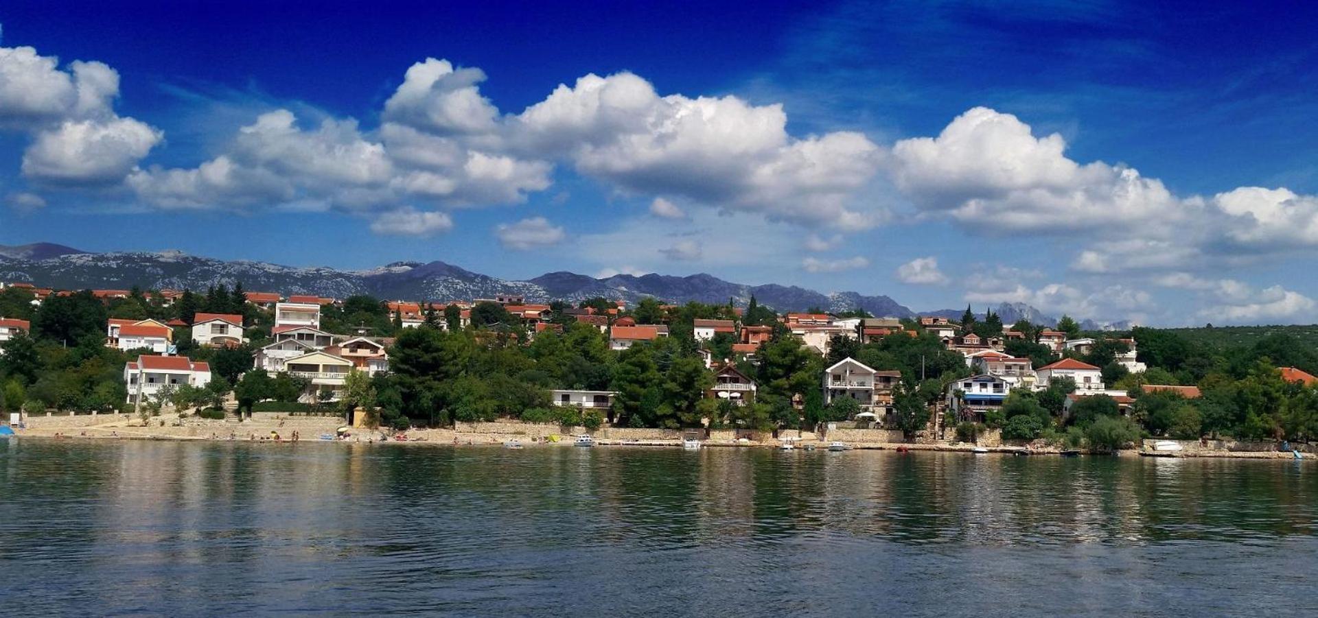 Apartments Dubravko มาสเลนีซา ภายนอก รูปภาพ